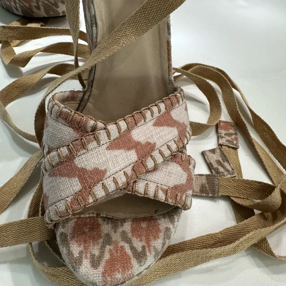 Stuart Weitzman Cream Tan Wedge Sandals - Picture 4 of 5